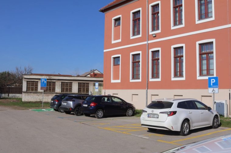 GKP ČAKOM Počela naplata parkiranja iza Učilišta, evo cijene i pravila (2)