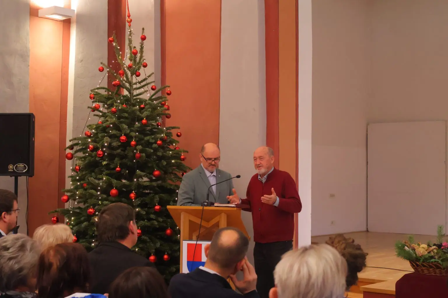 GLJIVARI SMRČAK (22) GLJIVARI SMRČAK (22)