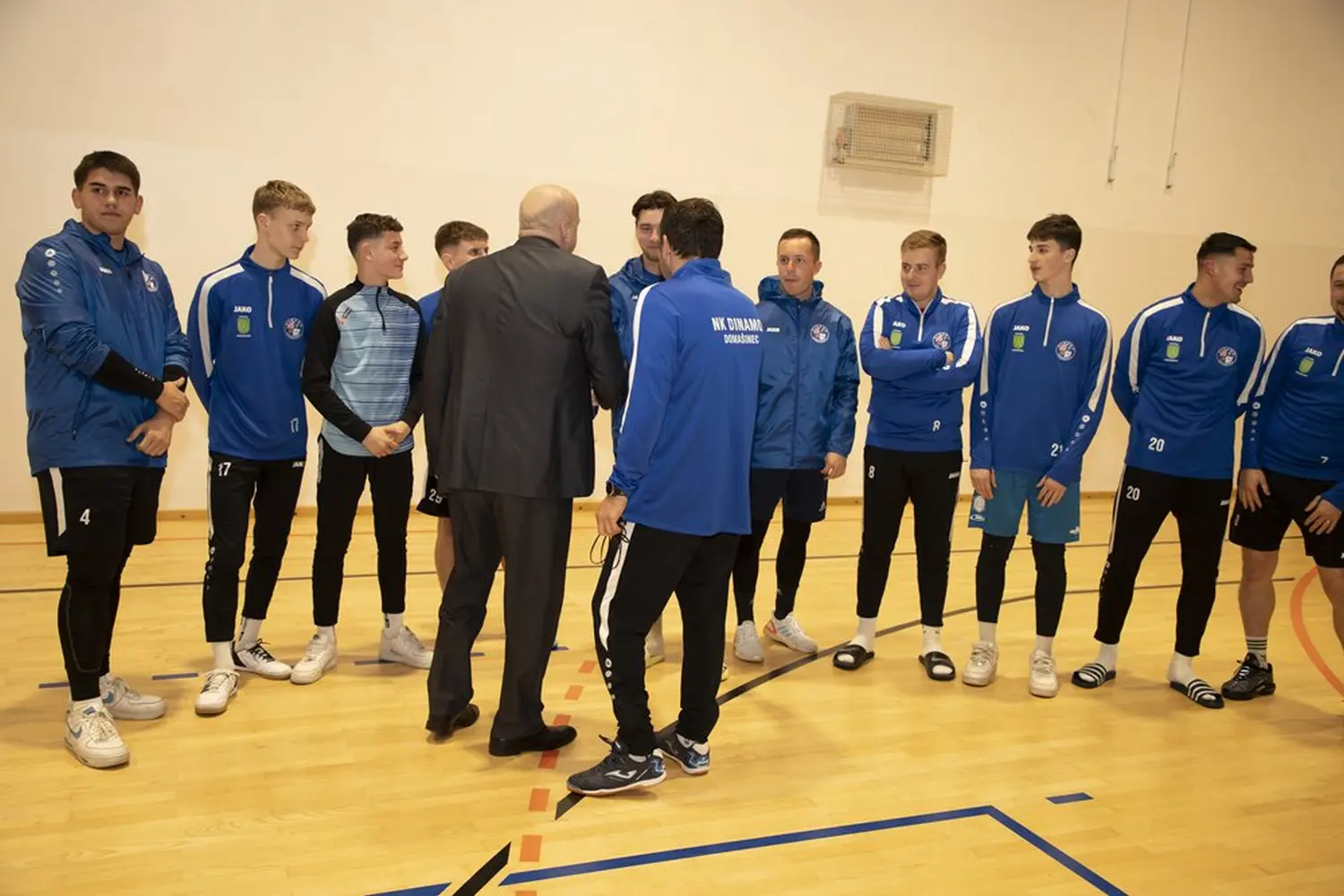 GNK Dinamo, Velimir Zajec i Silvio Marić posjetili nk Dinamo Domašinec (30) GNK Dinamo, Velimir Zajec i Silvio Marić posjetili nk Dinamo Domašinec (30)