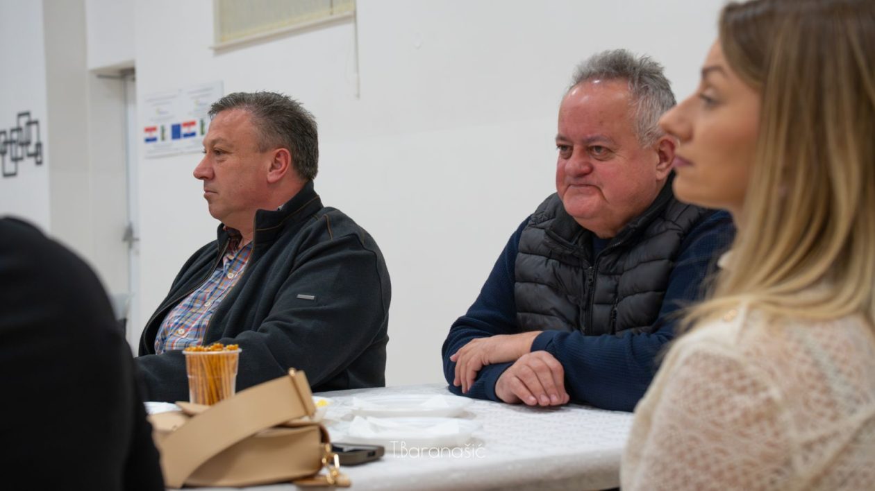 GODIŠNJA SKUPŠTINA Puhački orkestar Goričan najavio još glasniju i veseliju godinu (11) GODIŠNJA SKUPŠTINA Puhački orkestar Goričan najavio još glasniju i veseliju godinu (11)