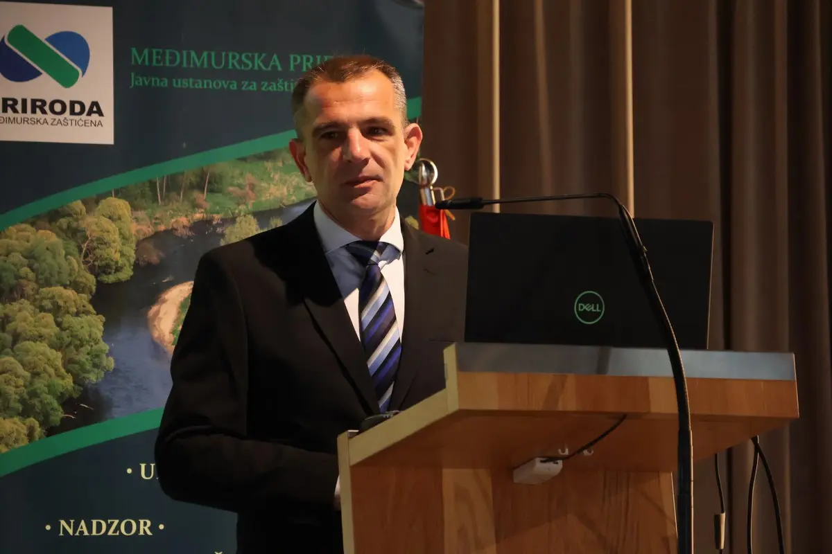 GODIŠNJI SEMINAR ČUVARA PRIRODE (14) GODIŠNJI SEMINAR ČUVARA PRIRODE (14)