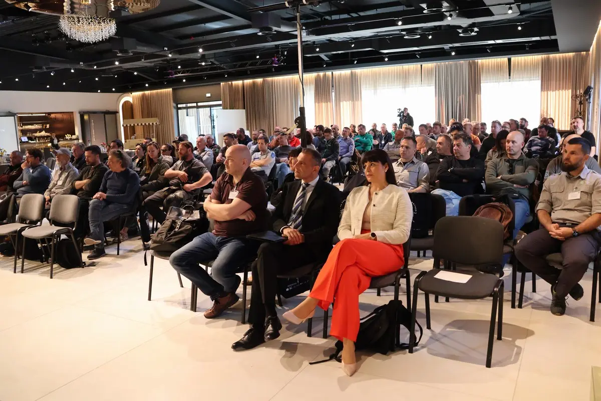 GODIŠNJI SEMINAR ČUVARA PRIRODE (17) GODIŠNJI SEMINAR ČUVARA PRIRODE (17)