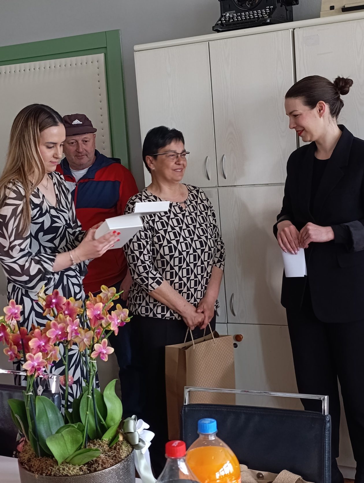 GORDANA ZLATAREK ETŠ (8) GORDANA ZLATAREK ETŠ (8)