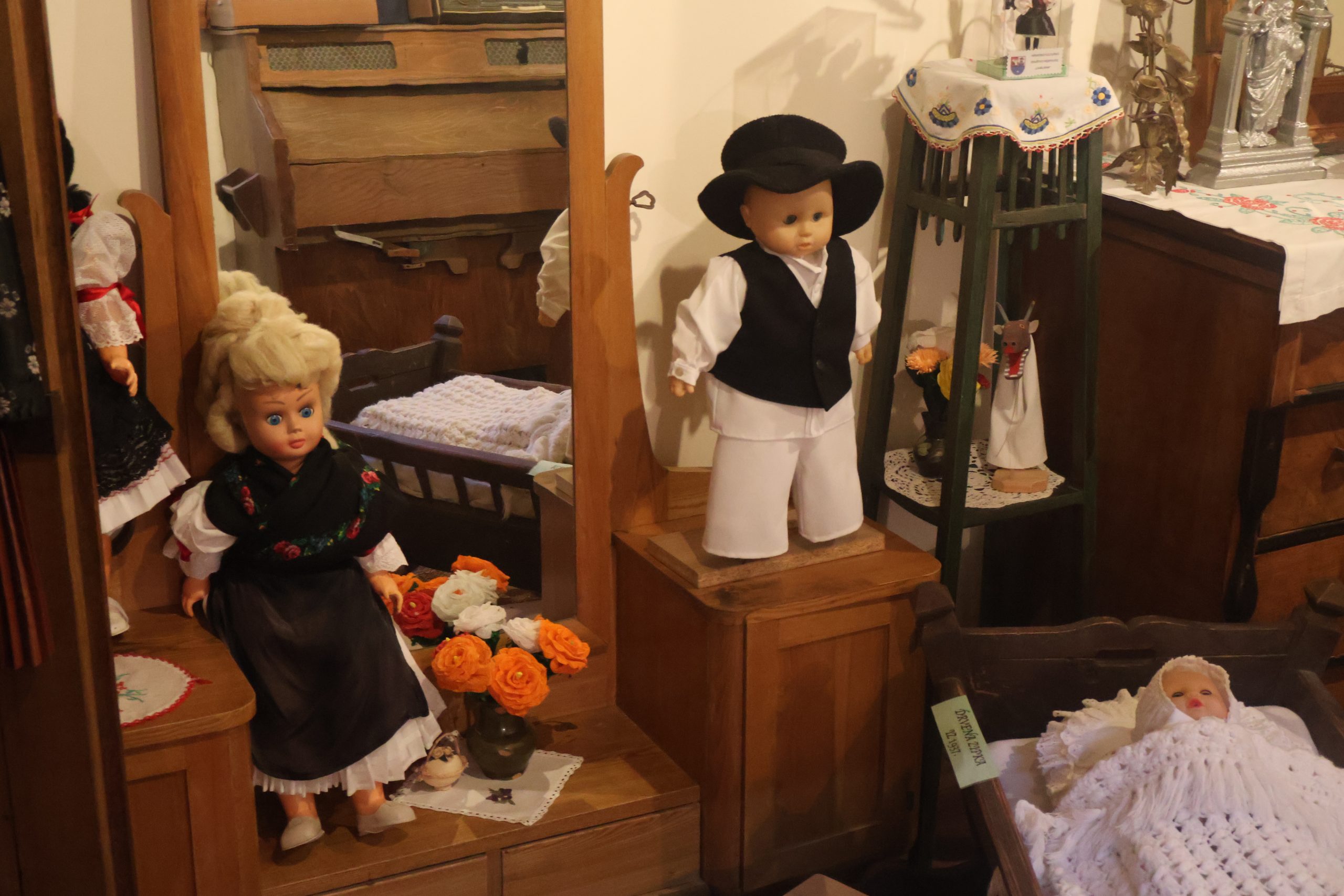 GORNJI KRALJEVEC Mamičina škrija (5)