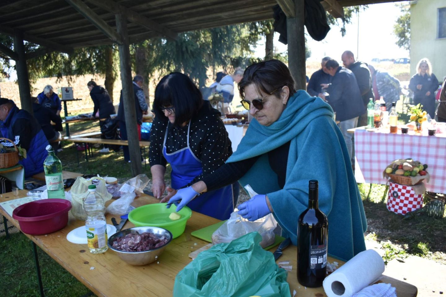 GORNJI MIHALJEVEC U tijeku je Memorijalni Bogračfest i obilježavanje Dana branitelja (6) GORNJI MIHALJEVEC U tijeku je Memorijalni Bogračfest i obilježavanje Dana branitelja (6)