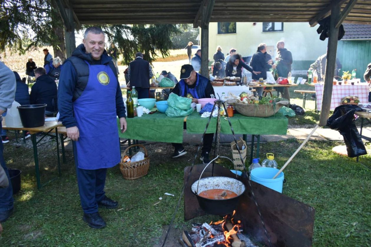 GORNJI MIHALJEVEC U tijeku je Memorijalni Bogračfest i obilježavanje Dana branitelja (8)