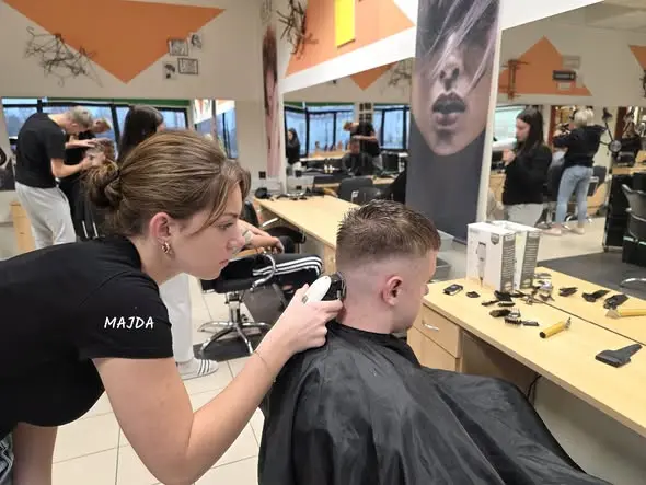GOSPODARSKA ŠKOLA ČAKOVEC frizeri