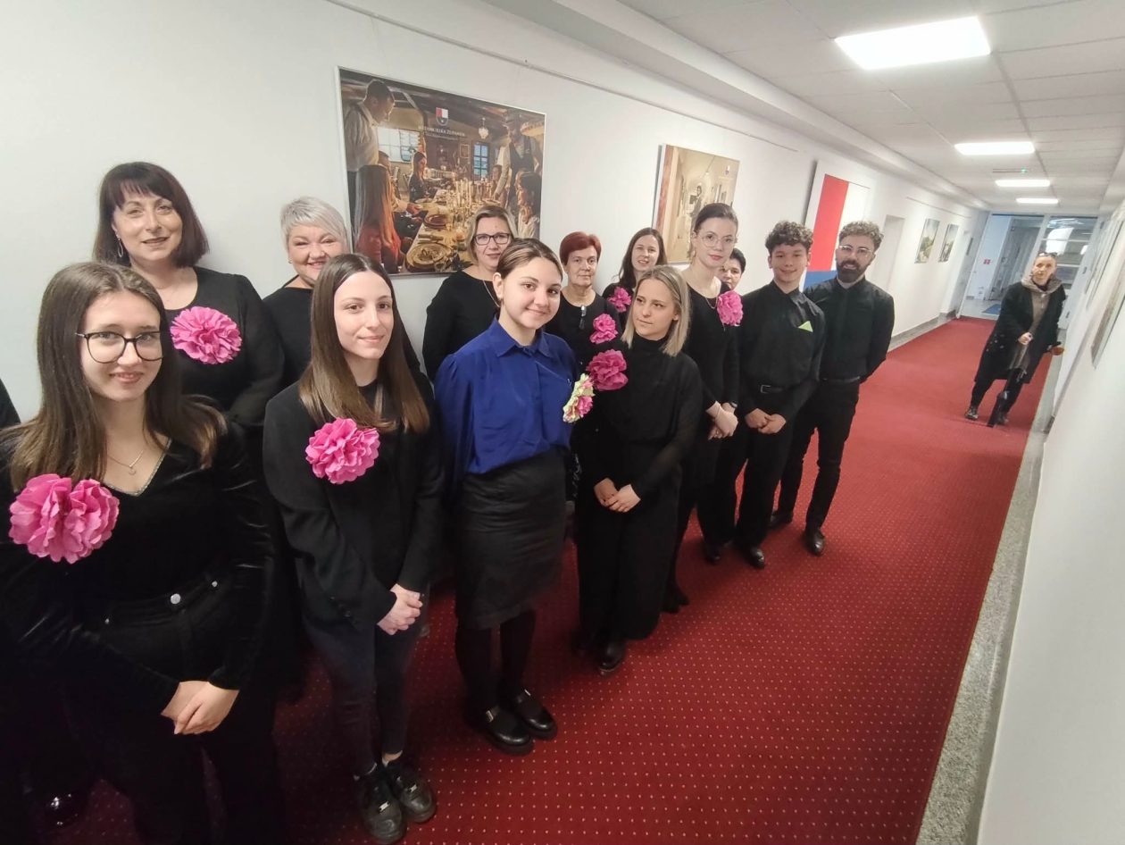 GOSPODARSKA ŠKOLA ČAKOVEC – zbor (1)