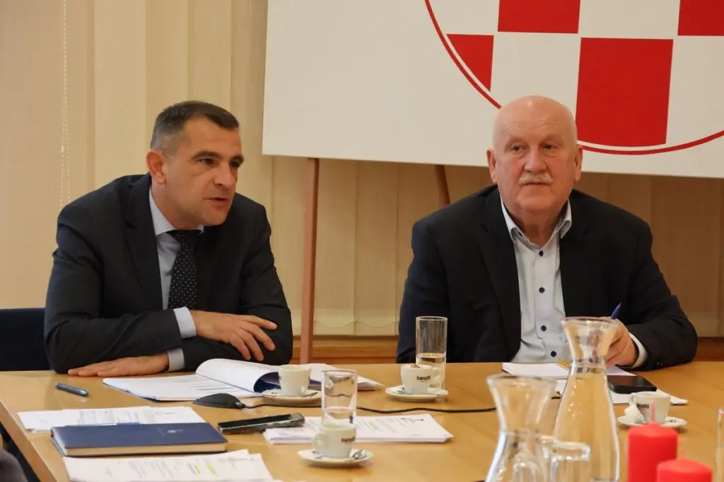 GOSPODARSKO SOCIJALNO VIJEĆE (6)