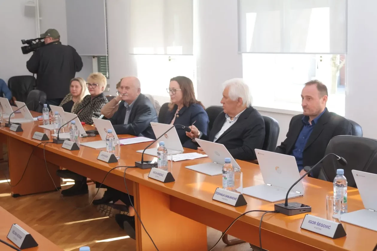 GRAD ČAKOVEC 5.sjednica gradskog vijeća (13) GRAD ČAKOVEC 5.sjednica gradskog vijeća (13)