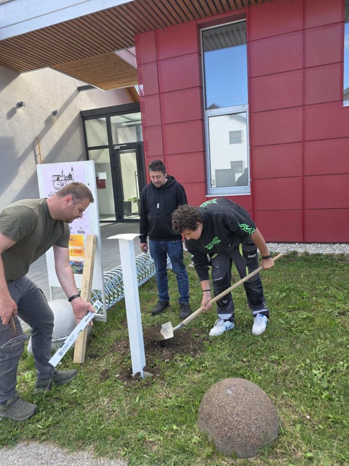 GRADITELJSKA ŠKOLA ČK Kućice za knjige niču diljem Međimurja (10)