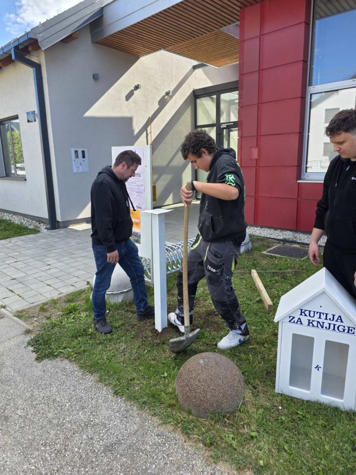 GRADITELJSKA ŠKOLA ČK Kućice za knjige niču diljem Međimurja (11)