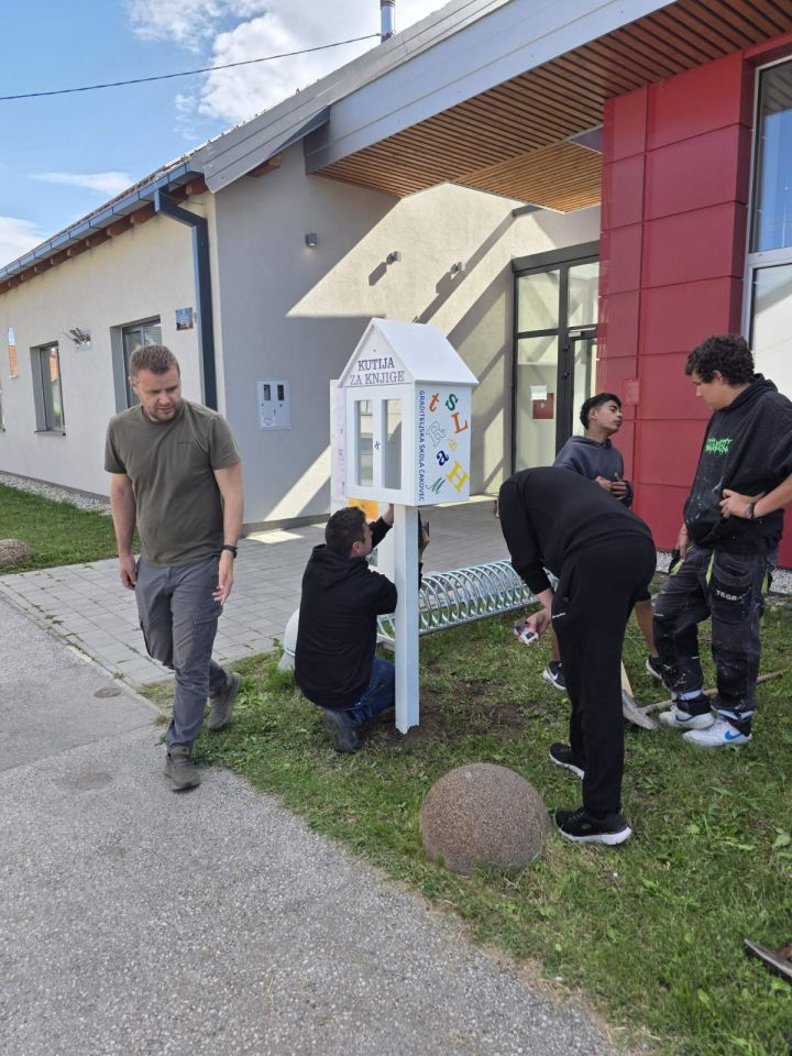 GRADITELJSKA ŠKOLA ČK Kućice za knjige niču diljem Međimurja (12)