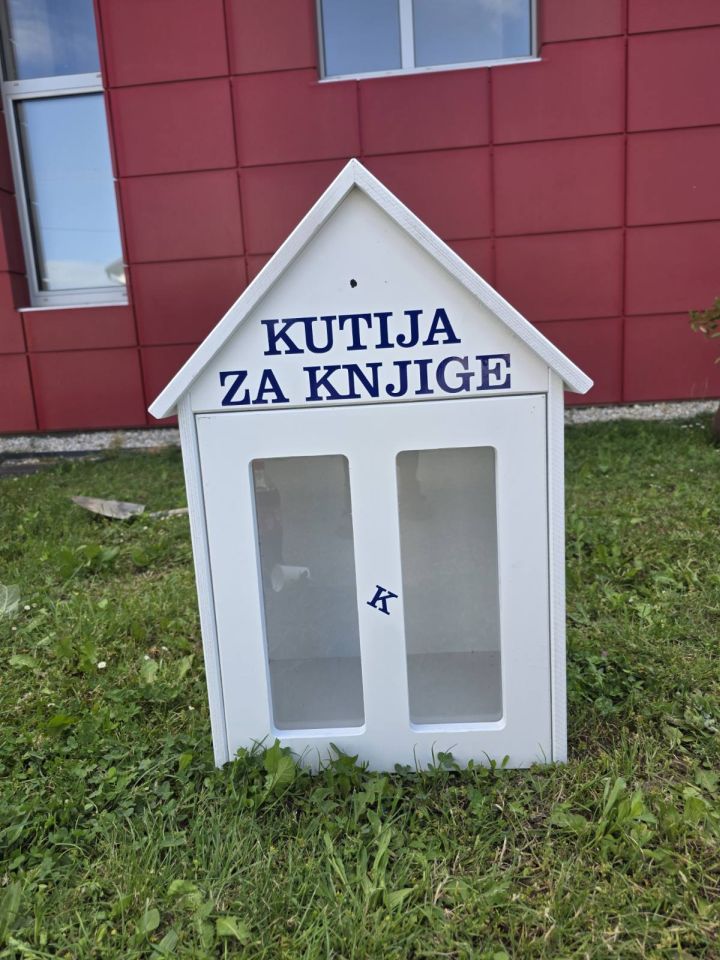 GRADITELJSKA ŠKOLA ČK Kućice za knjige niču diljem Međimurja (7)