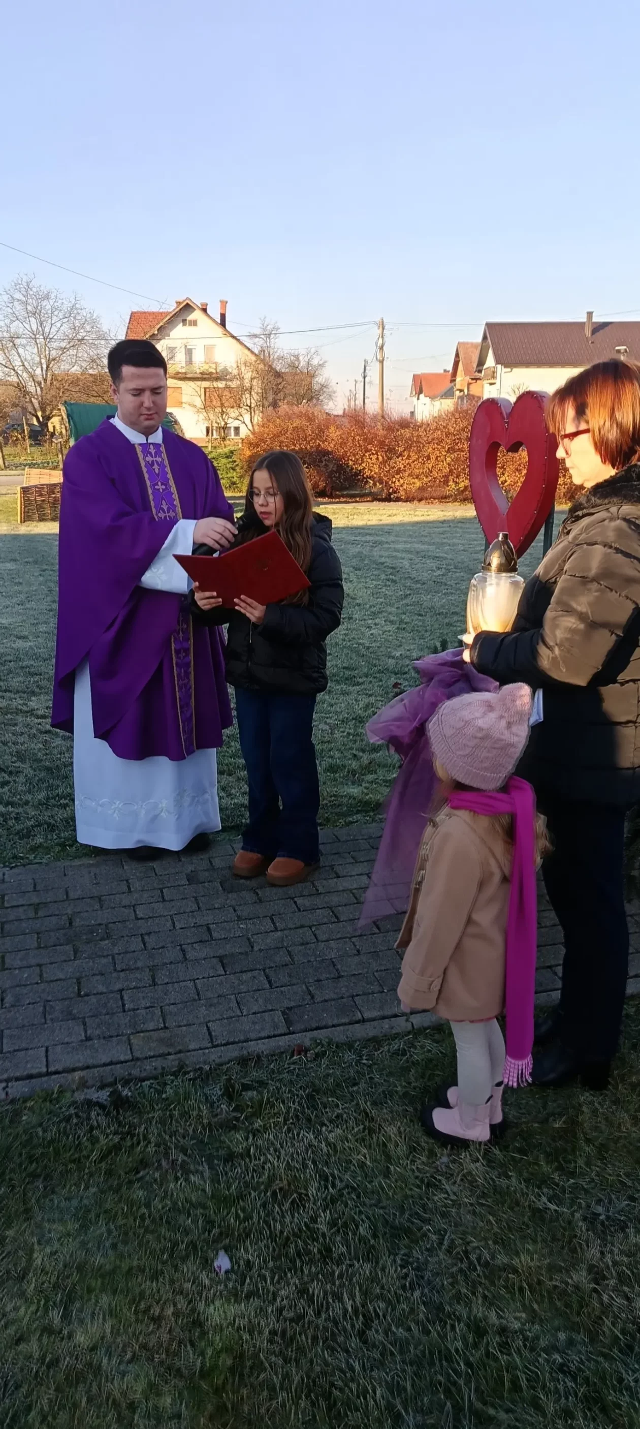 Gardinovec paljenje prve svijeće (5)