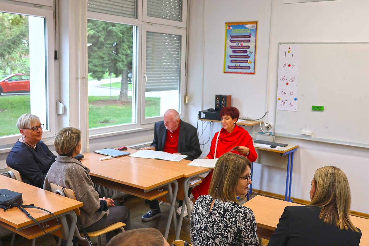 Generacija učenika 19891990 iz Selnice (8)