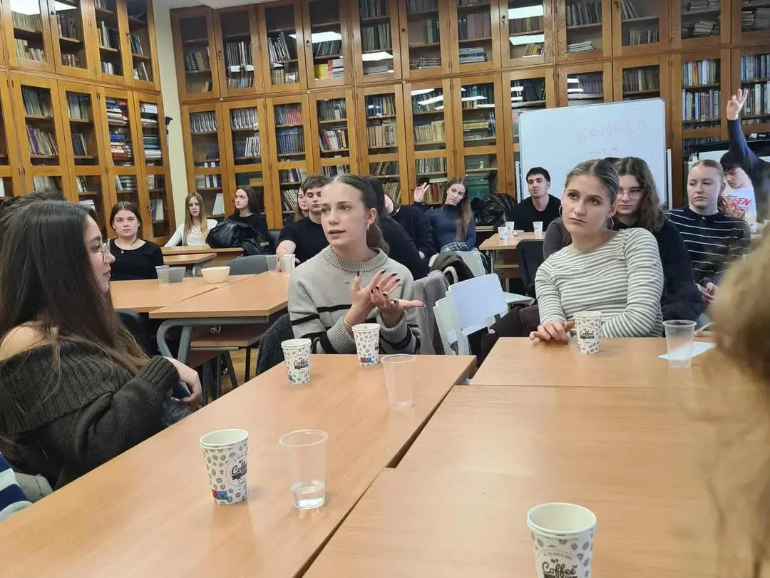 Gimnazija Josipa Slavenskog 1