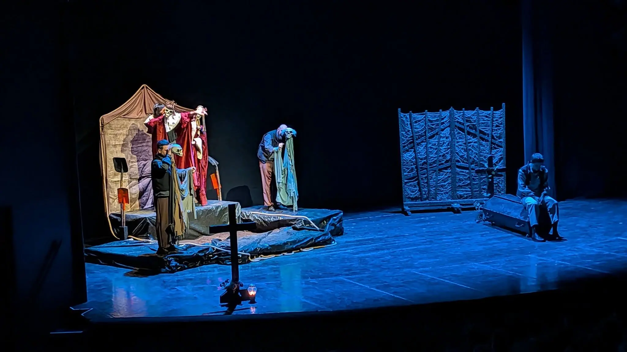 Gimnazija Josipa Slavenskog 8