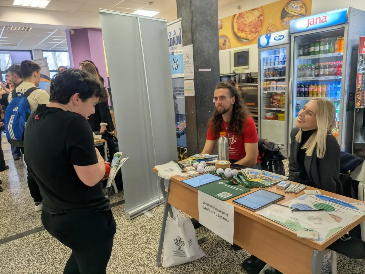 Gimnazija Josipa Slavenskog Čakovec Dan karijera (13)