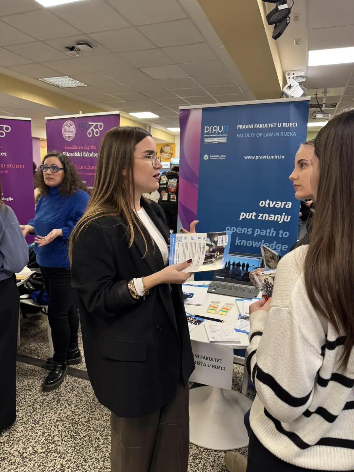 Gimnazija Josipa Slavenskog Čakovec Dan karijera (18)