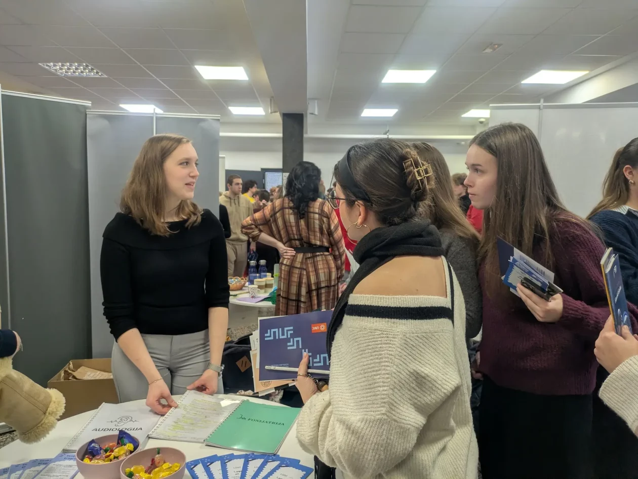 Gimnazija Josipa Slavenskog Čakovec Dan karijera (19)