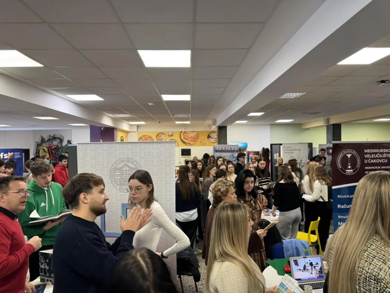 Gimnazija Josipa Slavenskog Čakovec Dan karijera (2)