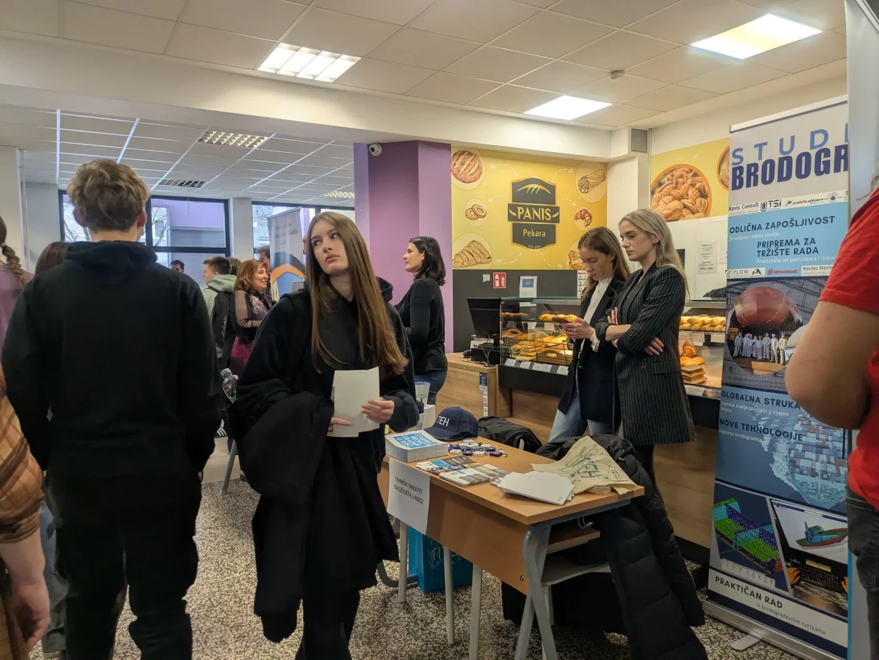 Gimnazija Josipa Slavenskog Čakovec Dan karijera (21)