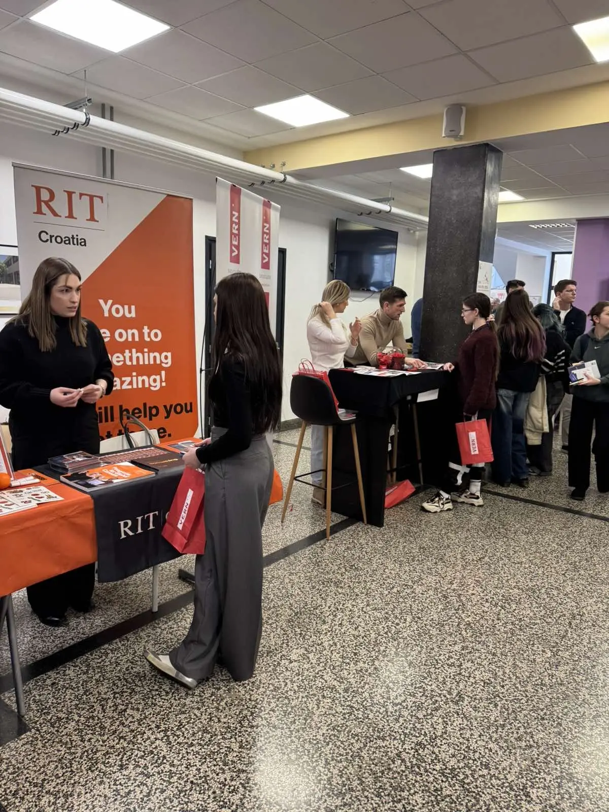 Gimnazija Josipa Slavenskog Čakovec Dan karijera (3)