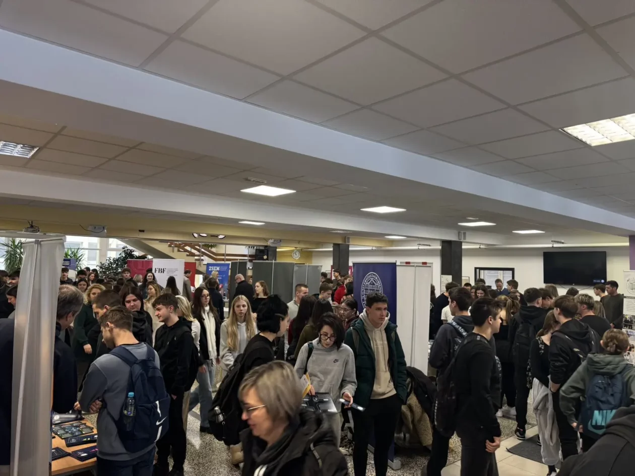 Gimnazija Josipa Slavenskog Čakovec Dan karijera (8)