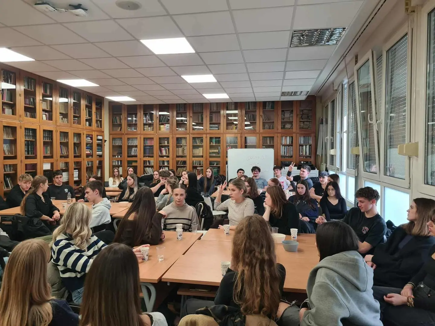 Gimnazija Josipa Slavenskog