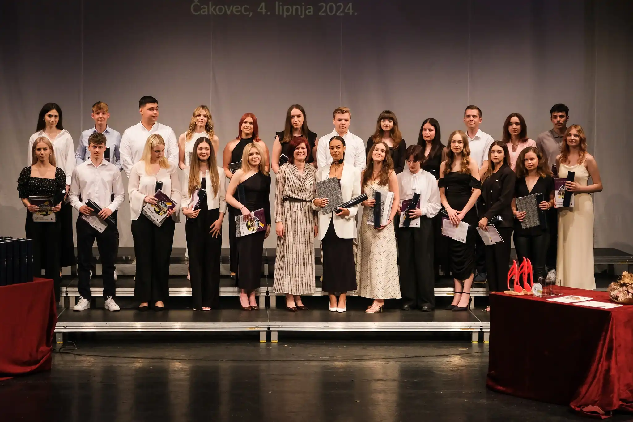 Gimnazija Josipa Slavesnkog Čakovec (11) Gimnazija Josipa Slavesnkog Čakovec (11)