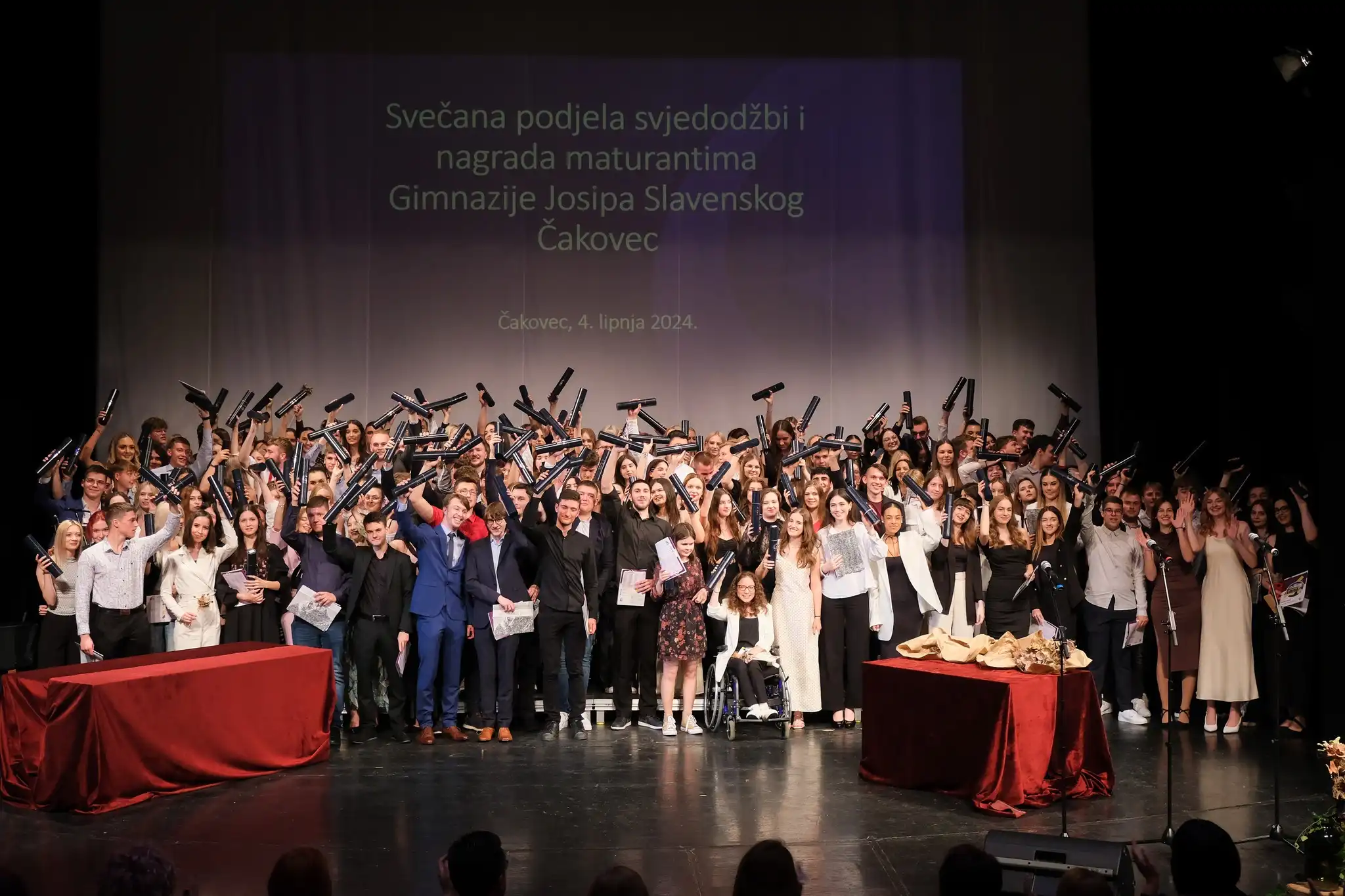 Gimnazija Josipa Slavesnkog Čakovec (12) Gimnazija Josipa Slavesnkog Čakovec (12)