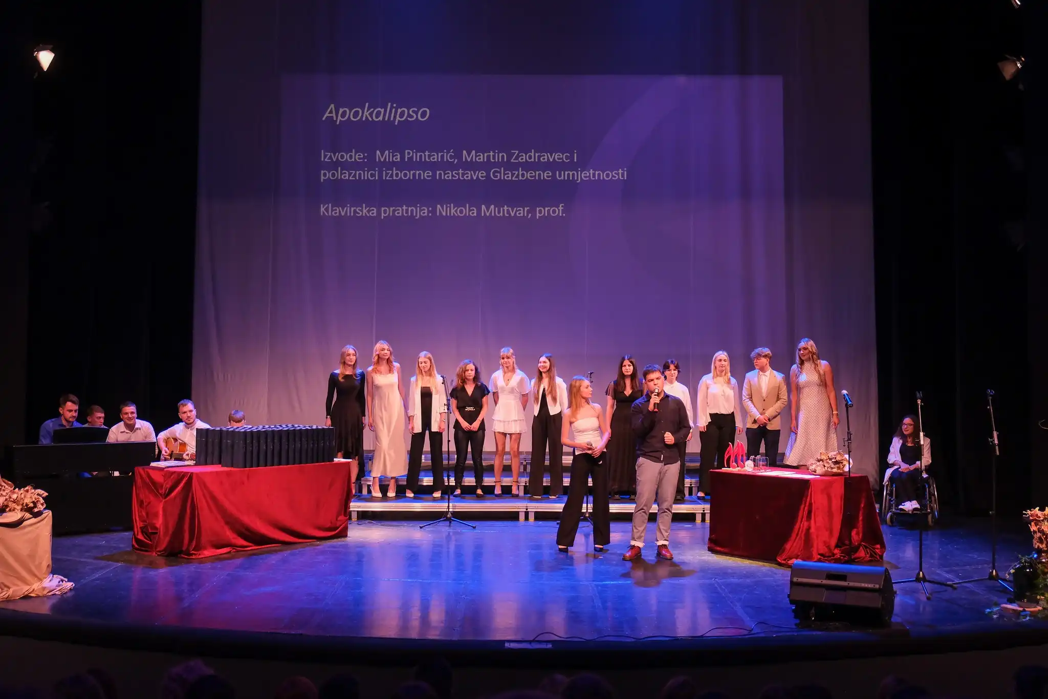 Gimnazija Josipa Slavesnkog Čakovec (8) Gimnazija Josipa Slavesnkog Čakovec (8)