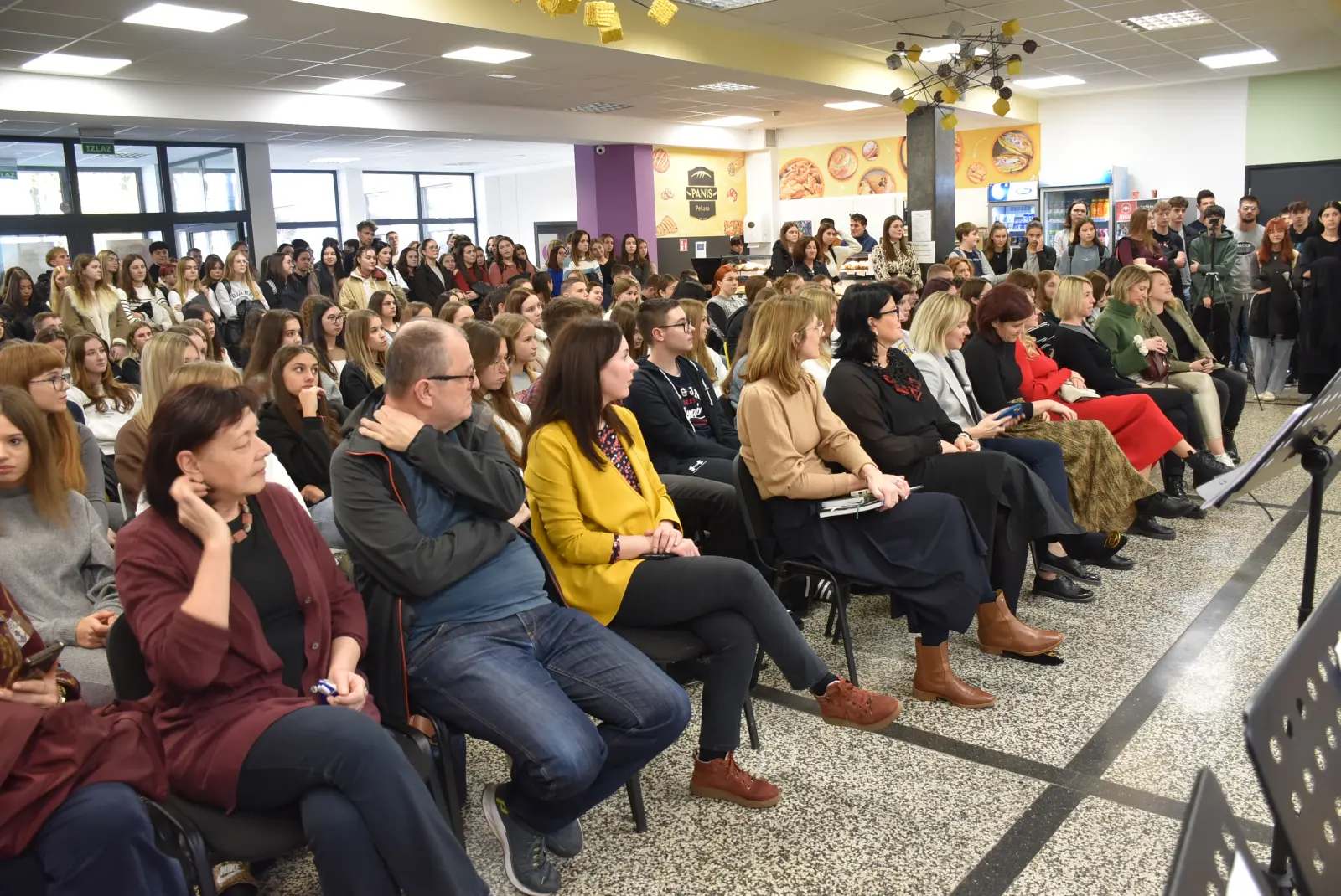 Gimnazija, Međimurska popevka (5)