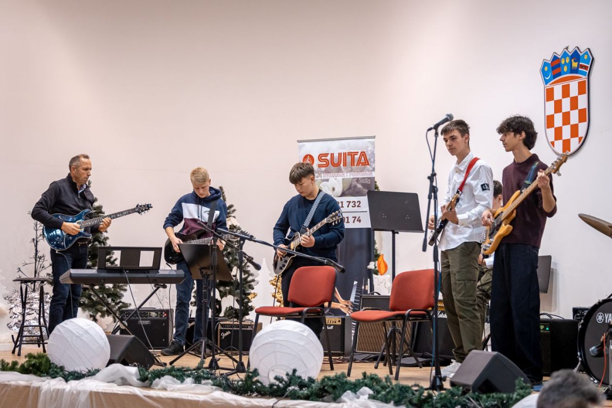 Glazbena škola Suita proslavila 30 godina djelovanja (52)