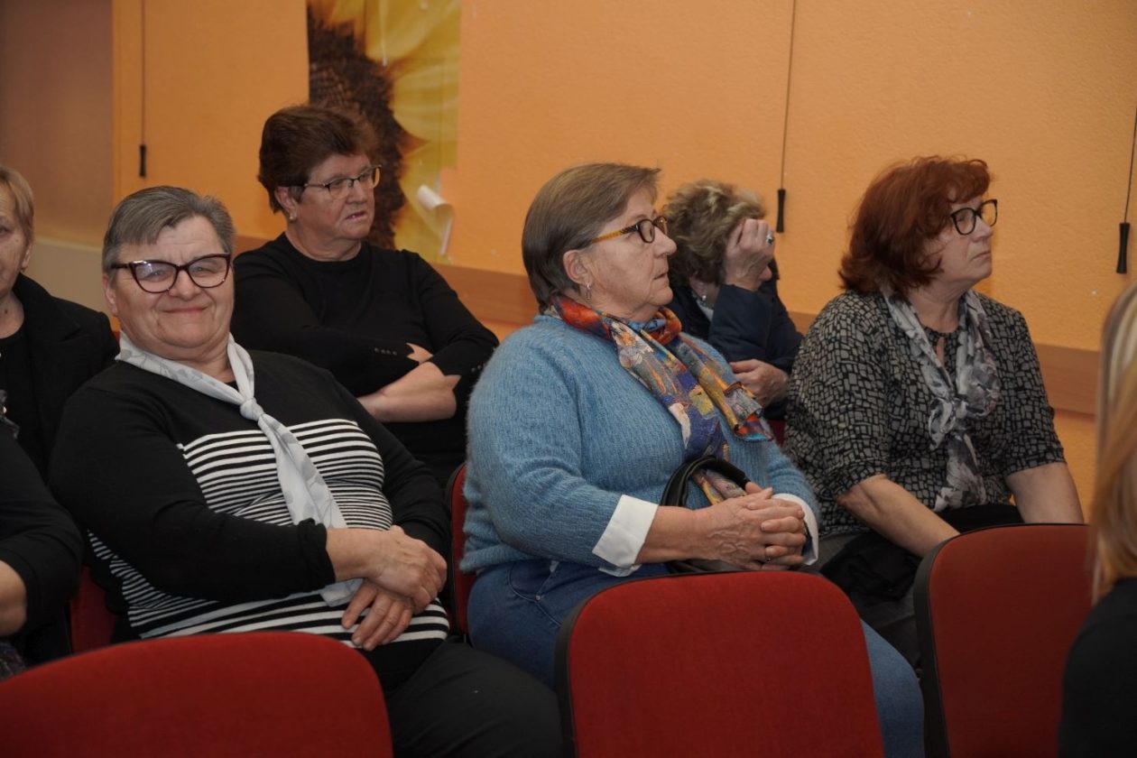 Godišnja skupština Udruge žena Belica (9)