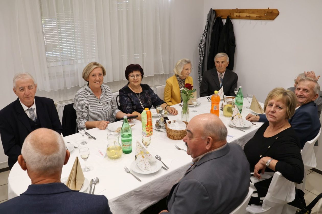 Gornja Dubrava 50 i 60 godina parovi MUMŽ (16)