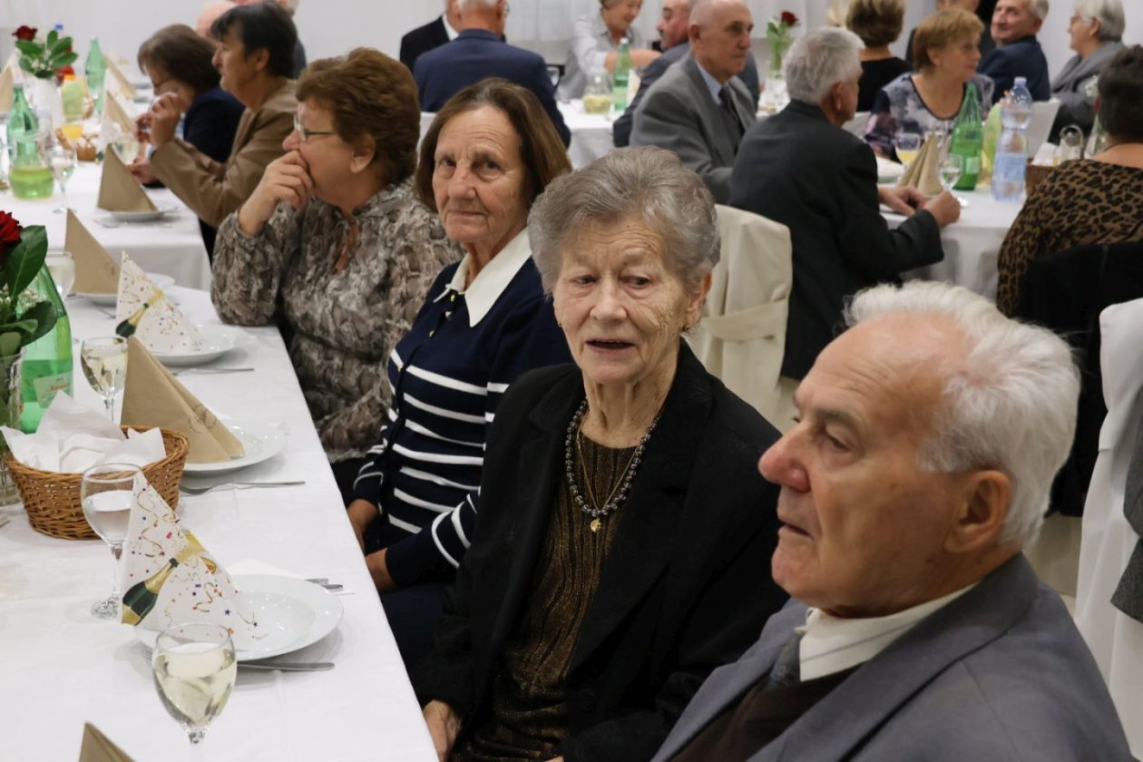 Gornja Dubrava 50 i 60 godina parovi MUMŽ (17)