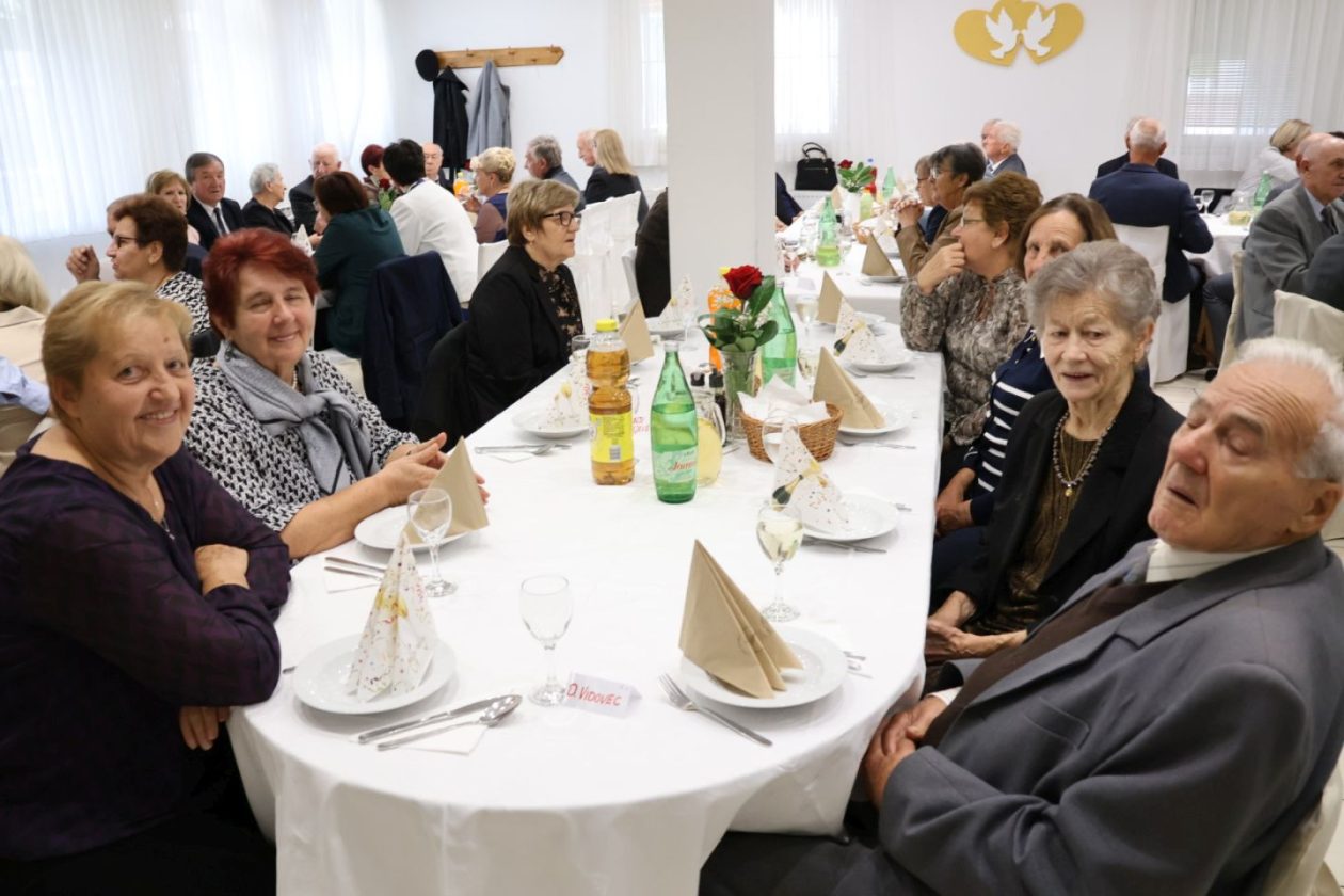 Gornja Dubrava 50 i 60 godina parovi MUMŽ (18)