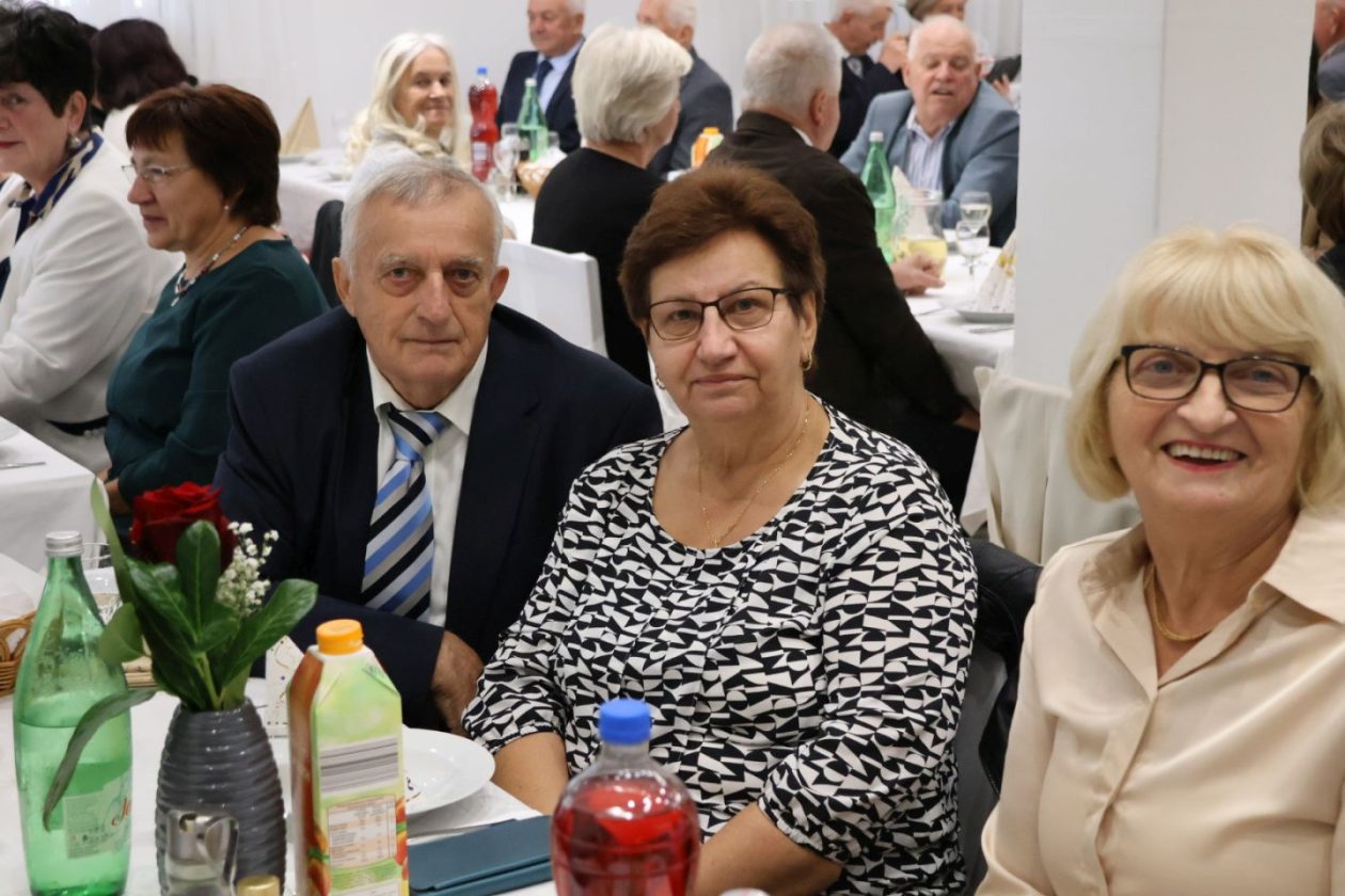 Gornja Dubrava 50 i 60 godina parovi MUMŽ (20)