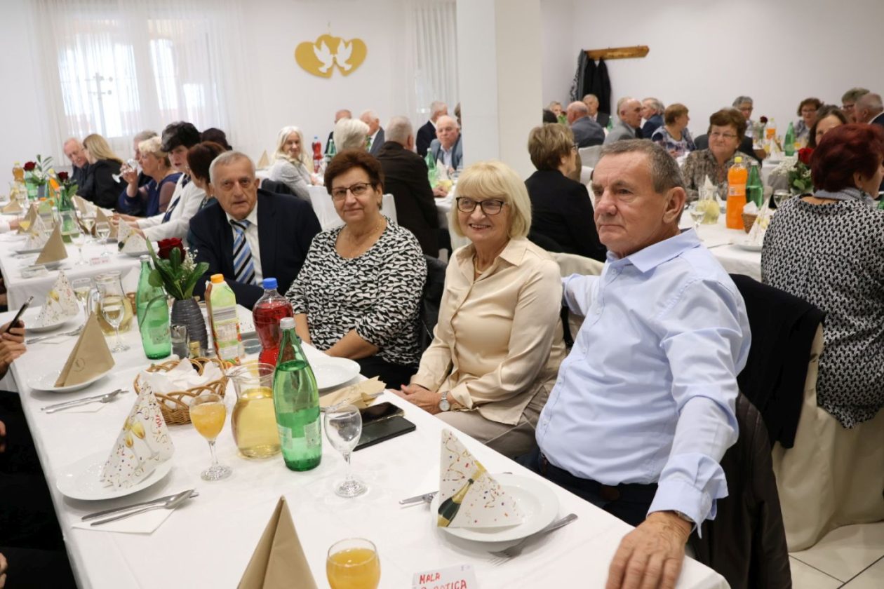 Gornja Dubrava 50 i 60 godina parovi MUMŽ (22)