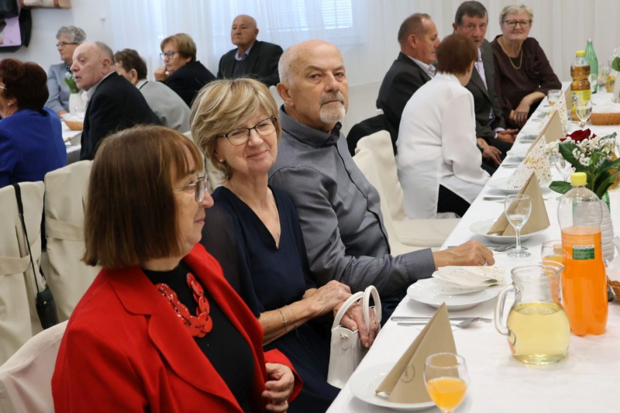 Gornja Dubrava 50 i 60 godina parovi MUMŽ (28)