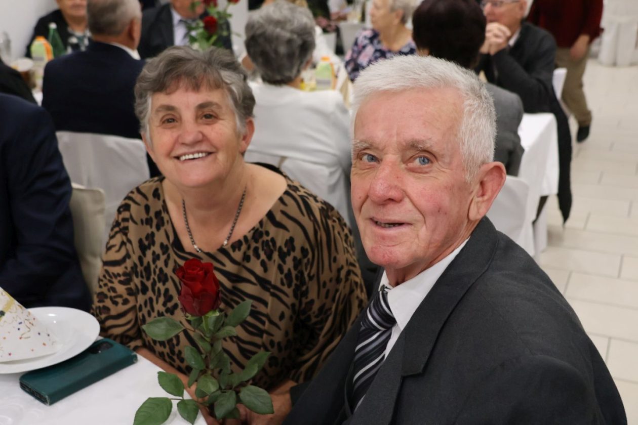 Gornja Dubrava 50 i 60 godina parovi MUMŽ (65)