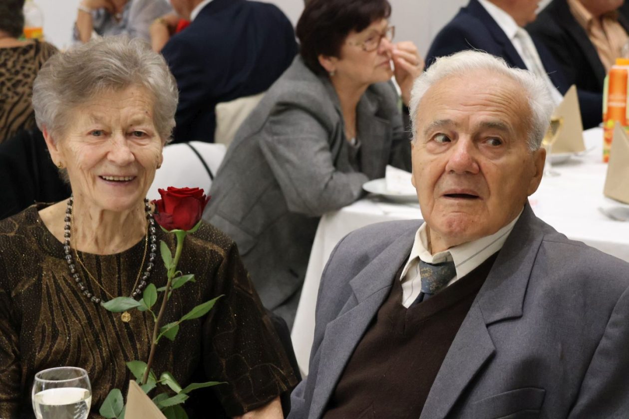 Gornja Dubrava 50 i 60 godina parovi MUMŽ (73)