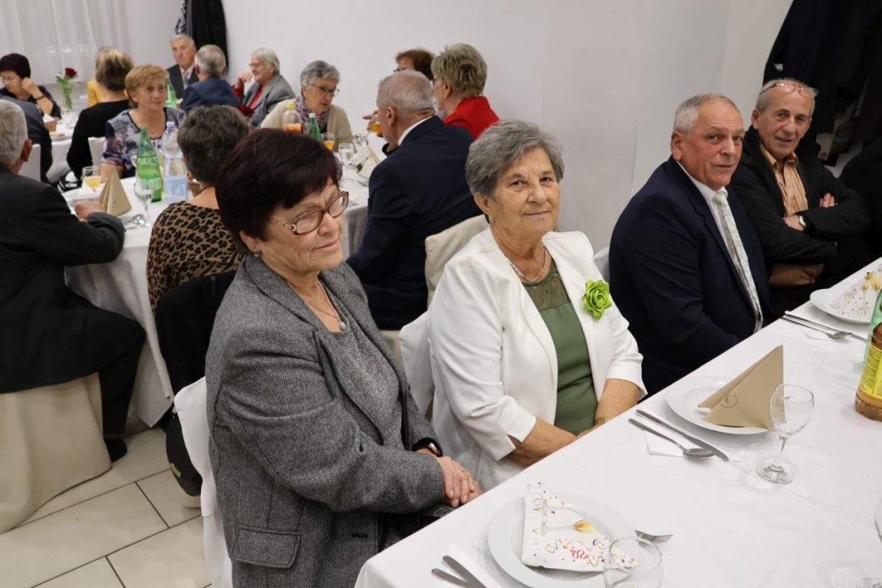 Gornja Dubrava 50 i 60 godina parovi MUMŽ (8)