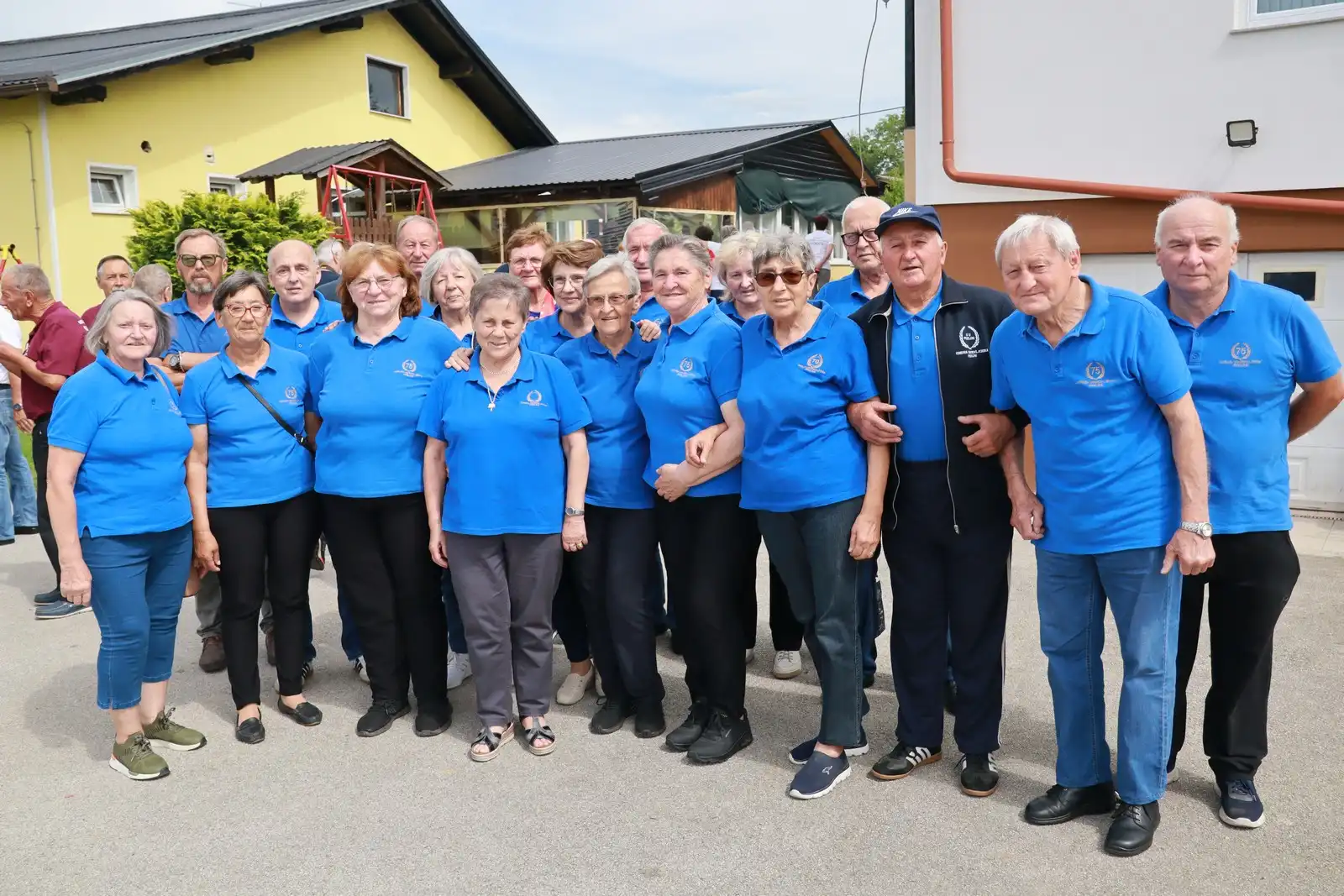 Gornja Dubrava – umirvoljenici (15)