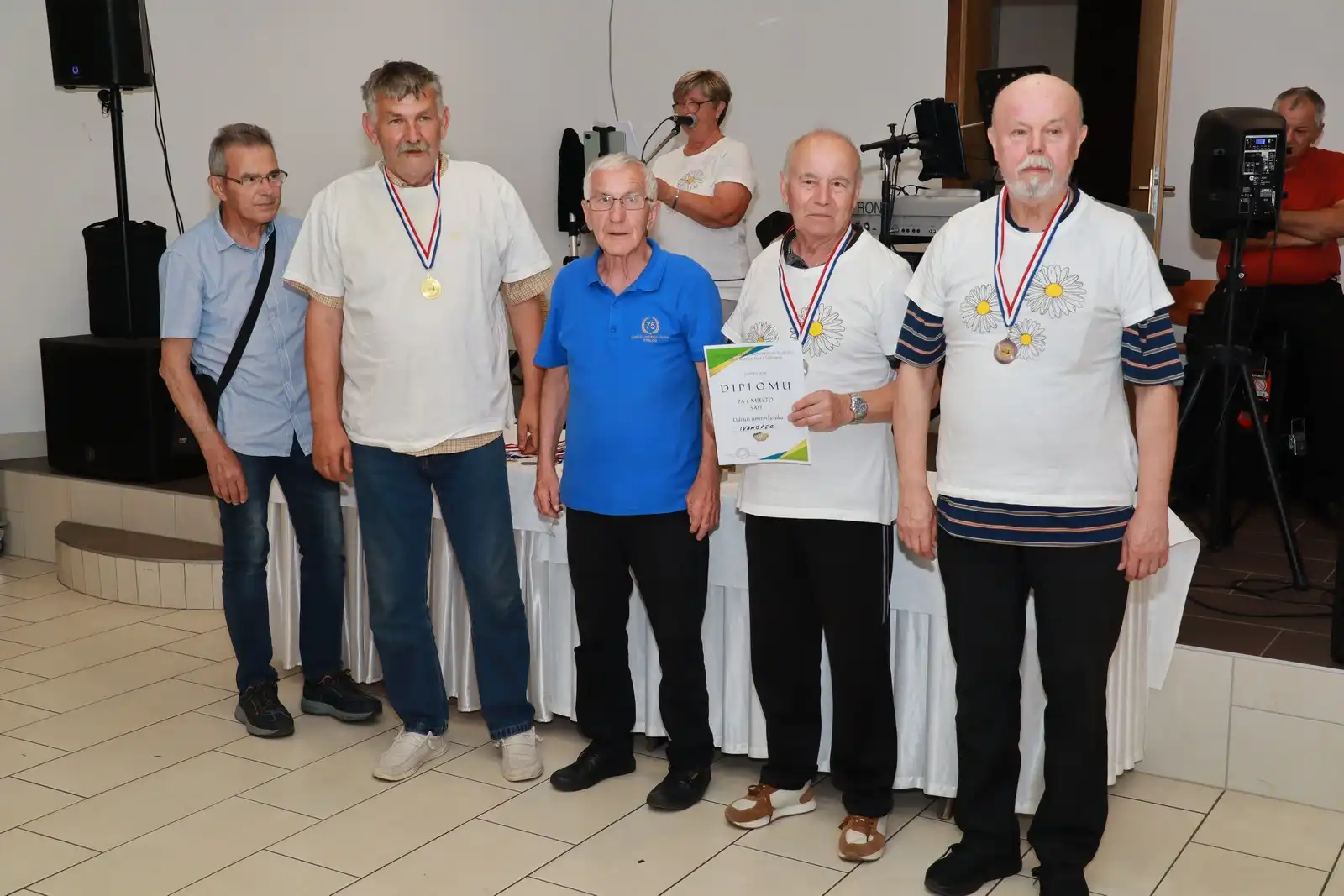 Gornja Dubrava – umirvoljenici (32)