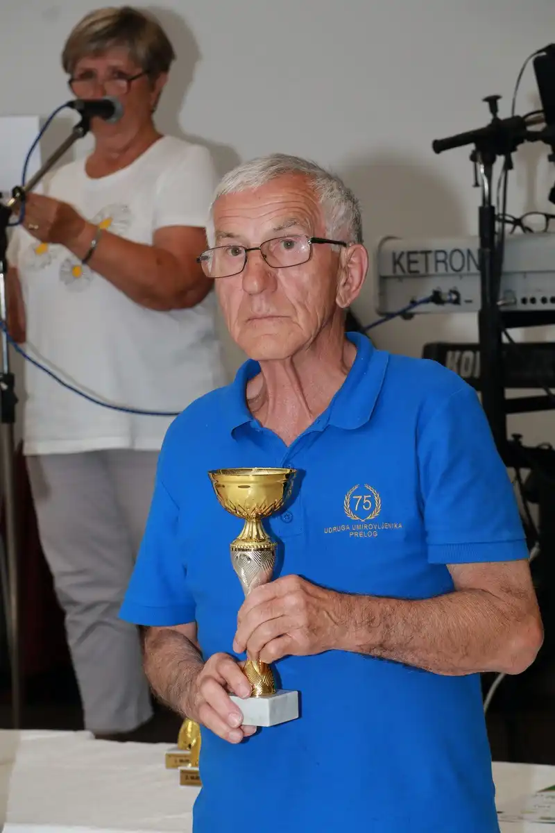 Gornja Dubrava – umirvoljenici (36)