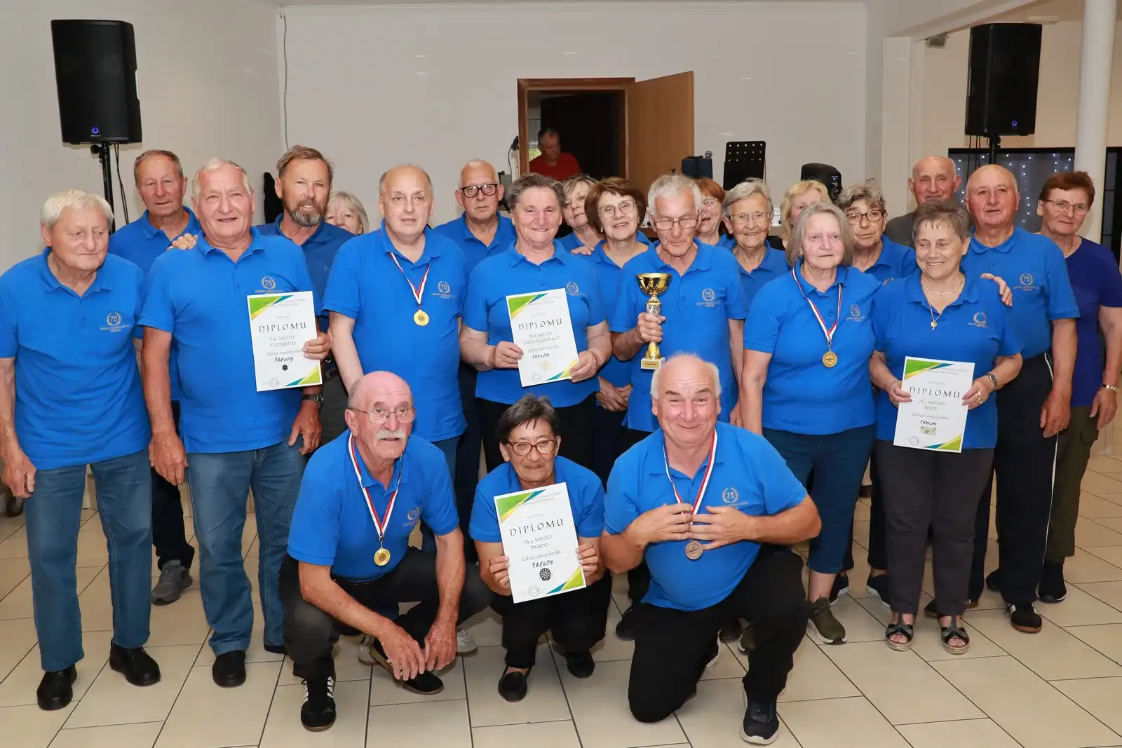 Gornja Dubrava – umirvoljenici (40)