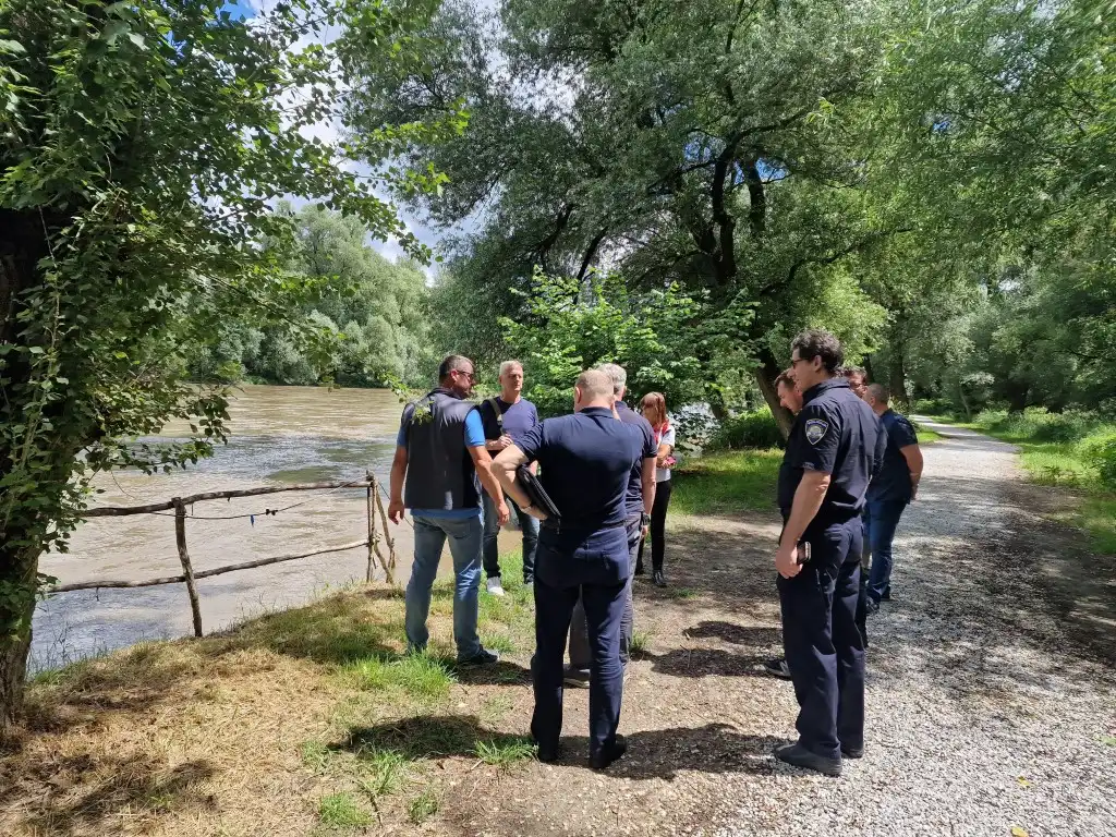 Gornji i Donji kraj tradiciolana utakmica (1) Gornji i Donji kraj tradiciolana utakmica (1)